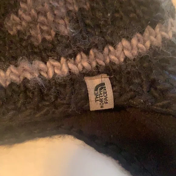 North Face unisex winter hat - Picture 3 of 5